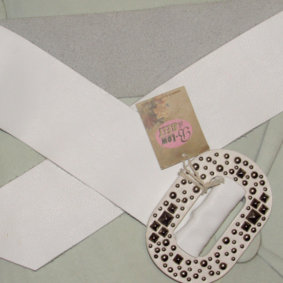 B-Low The Belt genuine leather white belt SMALL - Picture 7 of 8